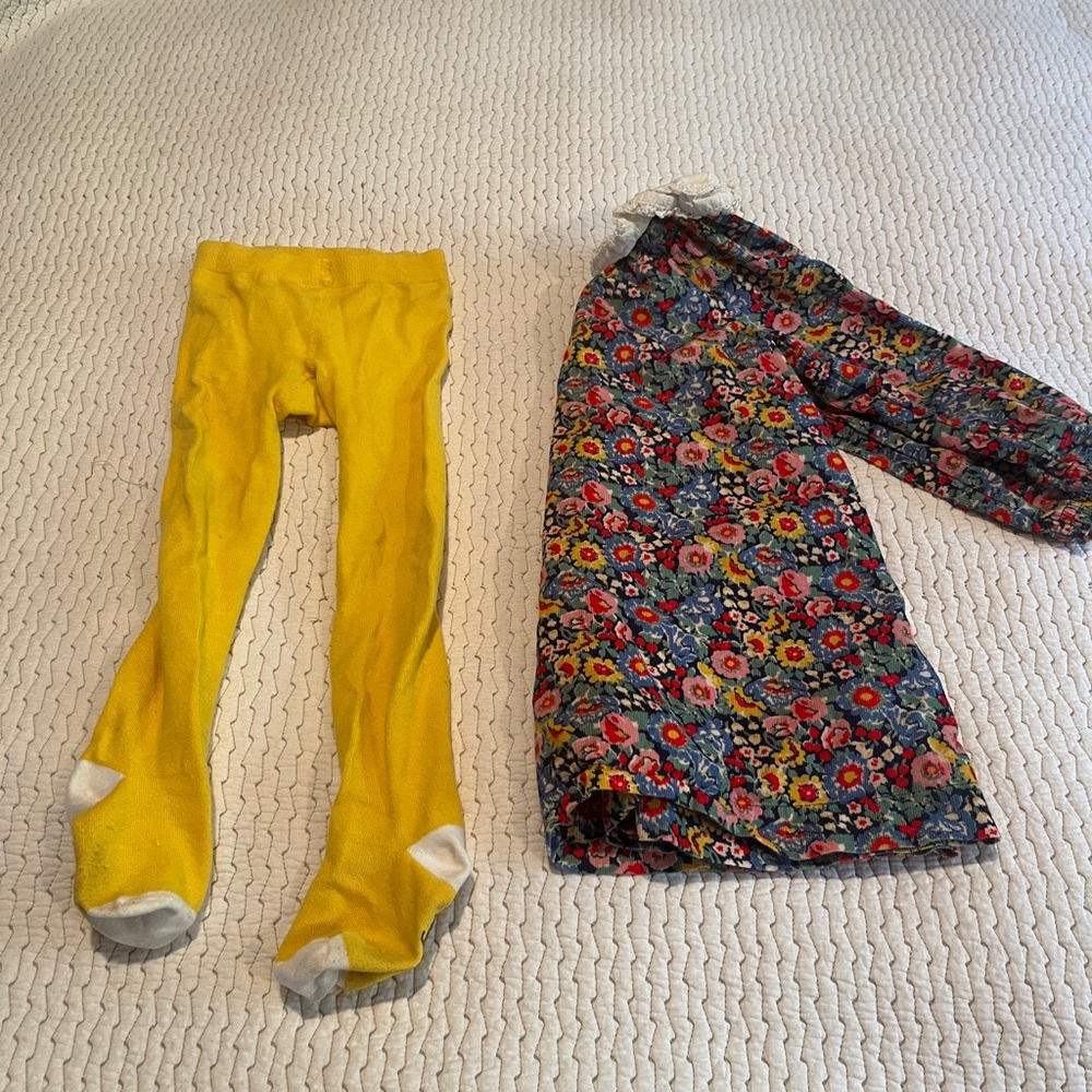 Baby Boden yellow tights